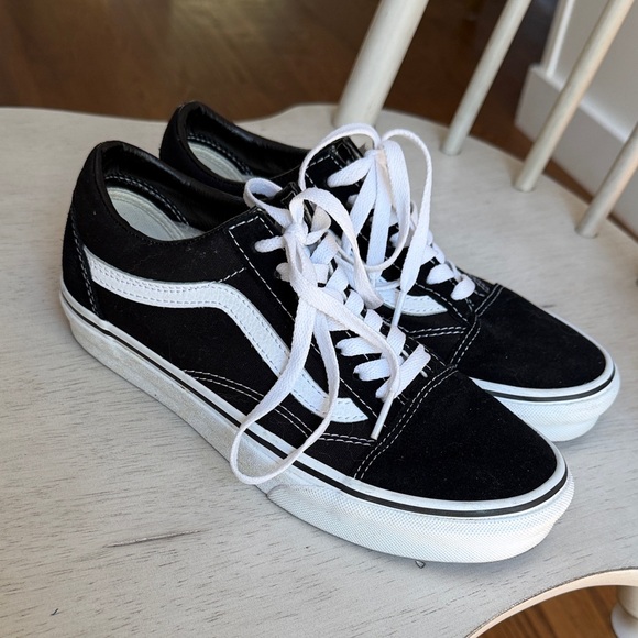 Vans women's Classic Black and White Sneakers - worn once for specialty event - Picture 1 of 6